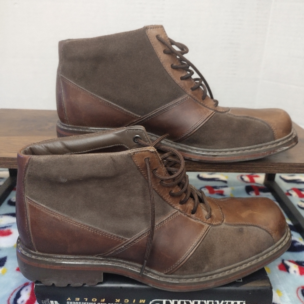 Timberland Rhodes Chukka 72514 8.5 M Mens Leather Suede Dress Boot Used  in very